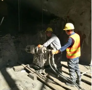 新和水下抗分散灌浆料特点 水下不分散注浆料介绍